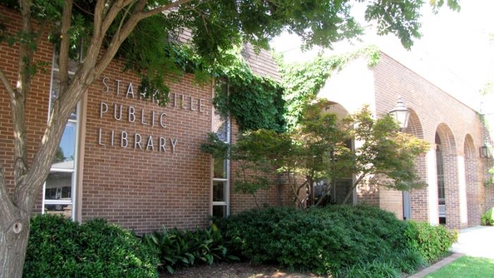 Starkville Public Library